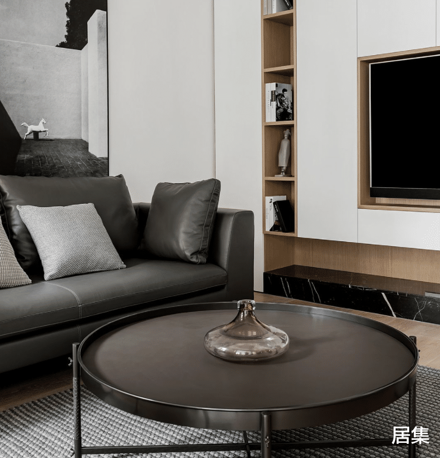 用门改变小户型的缺陷,打造独一无二的空间,展现独特的魅力