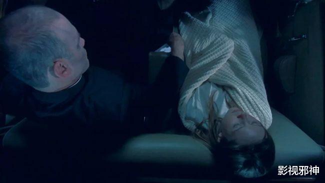 吴京|哥特版「睡美人」，华丽黑暗尺度逆天