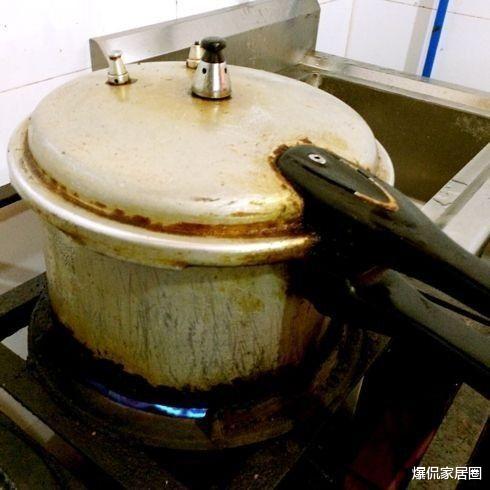 爆侃家居圈|影响力不如三星，却成韩国主妇心选！一款双胆电压锅，卖出10万台