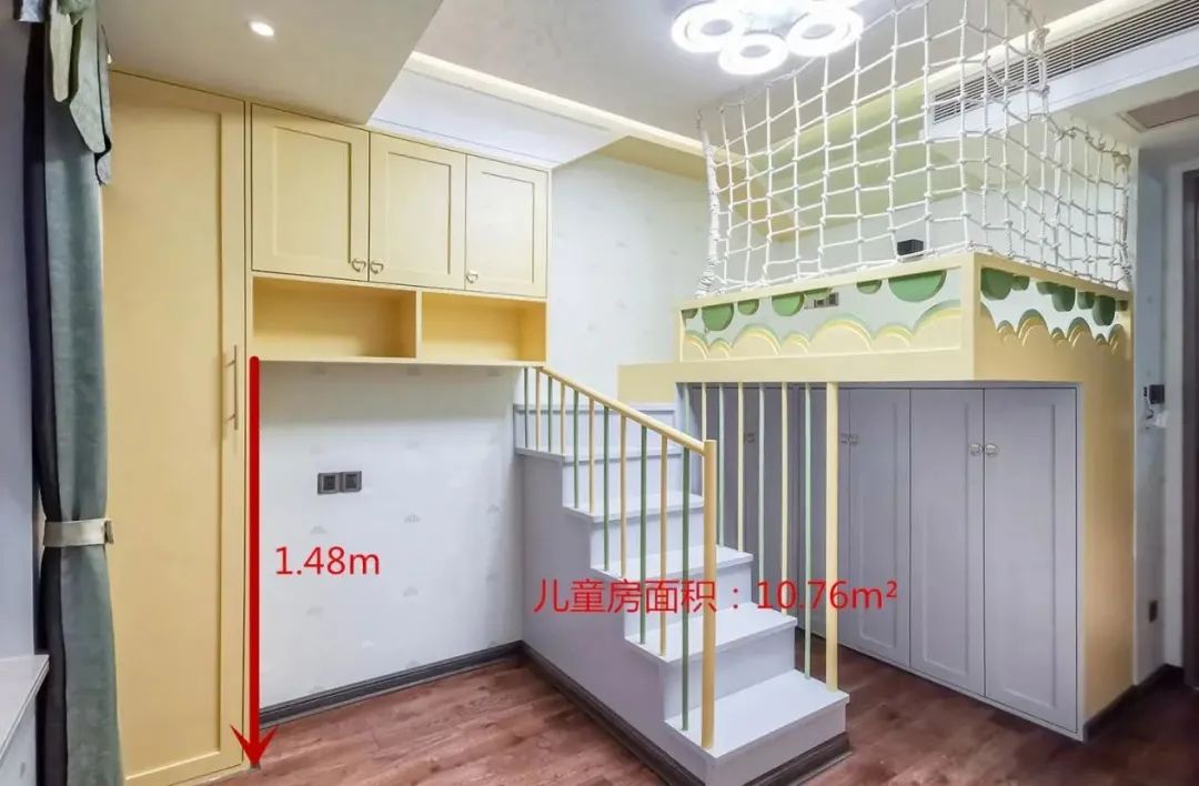 时尚装修设计大全|给孩子打了一张床，挂在空中，踩楼梯上去，完工后火遍了全小区！