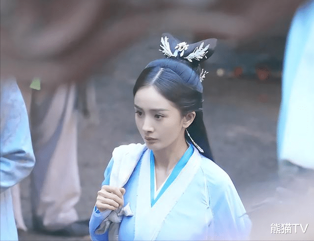 杨幂|35岁的杨幂再次接演新剧，男主被赞“男神级别”