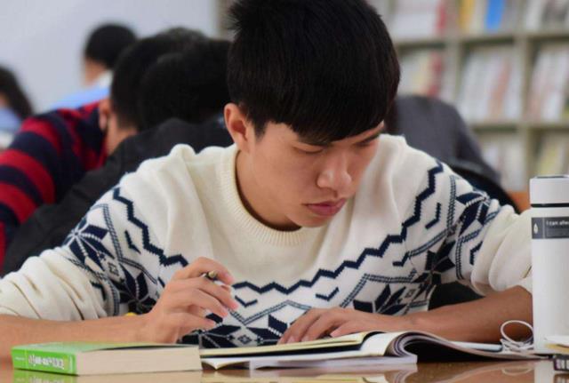 西装|国内最高学历是什么?大部分人都搞错了,就连公务员考试也答错了