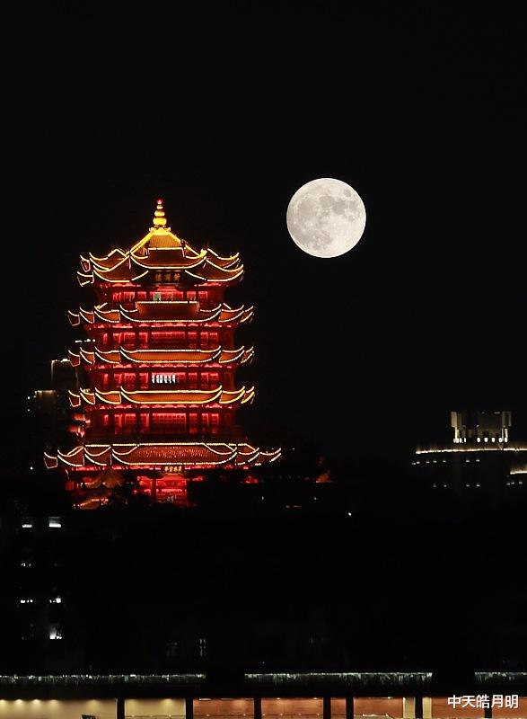 中天皓月明 江城子·他乡明月不觉幽