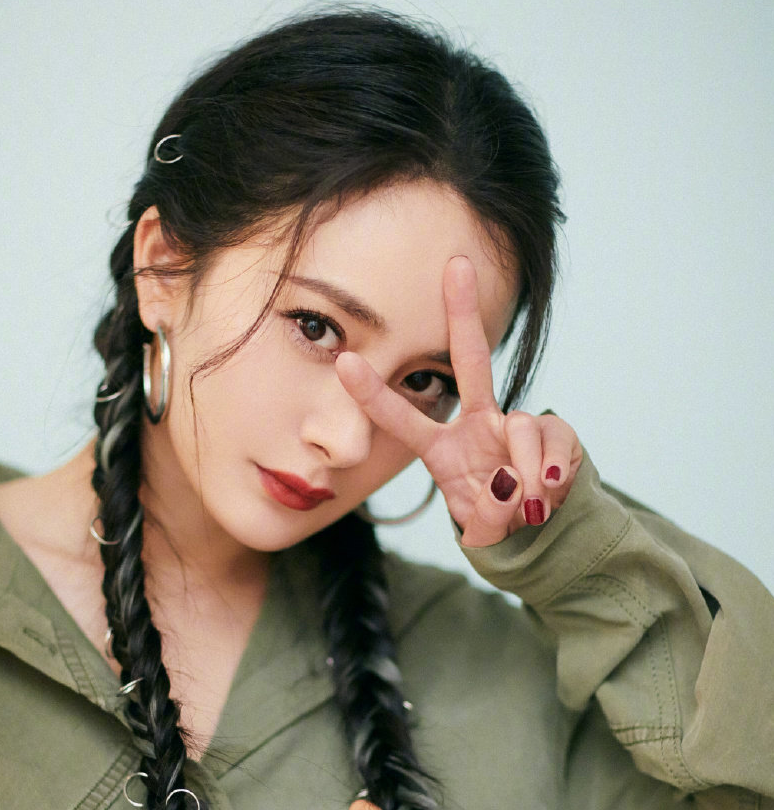 范冰冰|这7位明星替身，前两位熬成了女一号，最后一位长相“复制粘贴”却不红