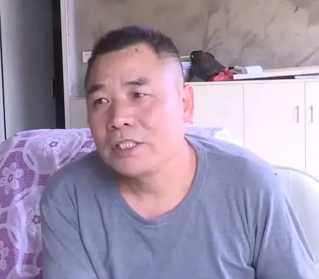 李勇|湘潭38岁女子出轨7人卷走96万存款,公公:她曾是夜场小姐!