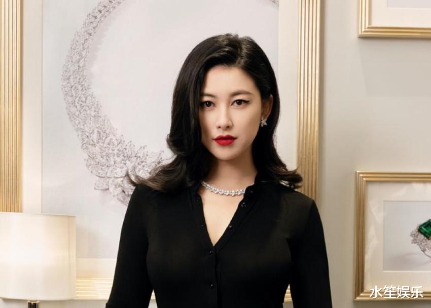 迪丽热巴|全球最美面孔榜单出炉，迪丽热巴、古力娜扎上榜，Lisa首度登顶