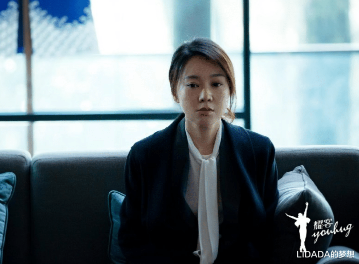 LIDADA的梦想 《突围》主演靳东：娶二婚妻子是他的福气，拥有她，事业顺风顺水