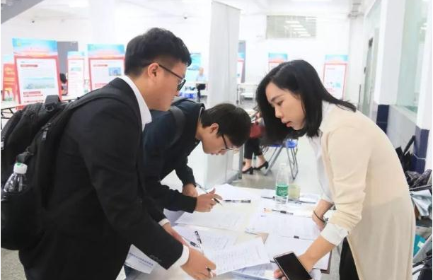 中国邮政|中国邮政秋招开始了，各项福利待遇都很不错，考上就是“铁饭碗”