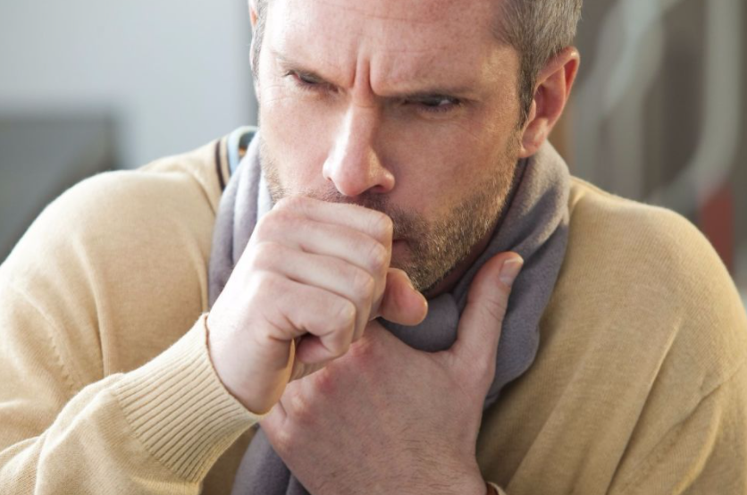 咳嗽|吸烟者头部出现4个异常，肺或已烂如筛网，一个不占，肺还算安全