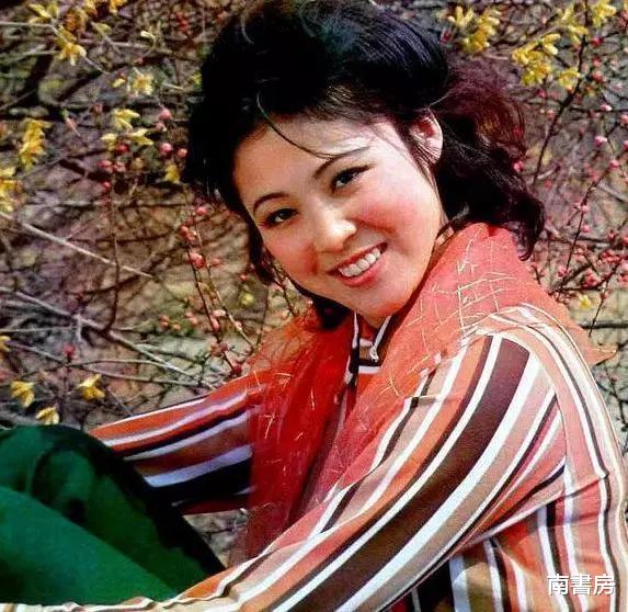 售货员|80年代5大热门职业，曾堪比“金饭碗”尤为抢手，如今却无人问津