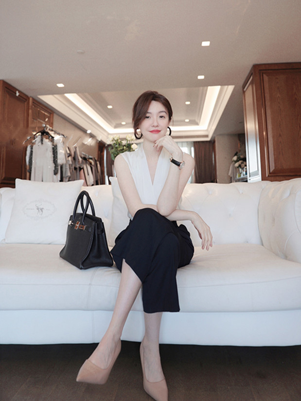 泰安秋子|穿衣有品的职场女人:会活得更有底气!