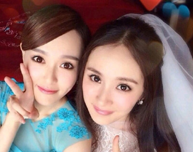 杨幂|唐嫣与杨幂刘诗诗罕见同框！三人晚宴聚餐照流出曝真实关系