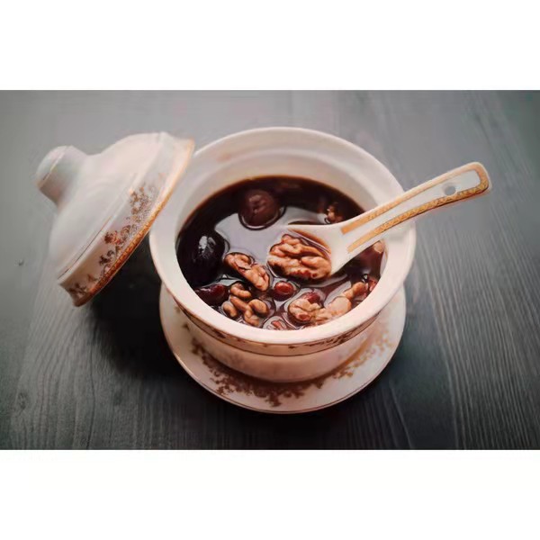 宫寒|女孩子每周喝，逼出体内寒气，促进血液循环，年轻十岁