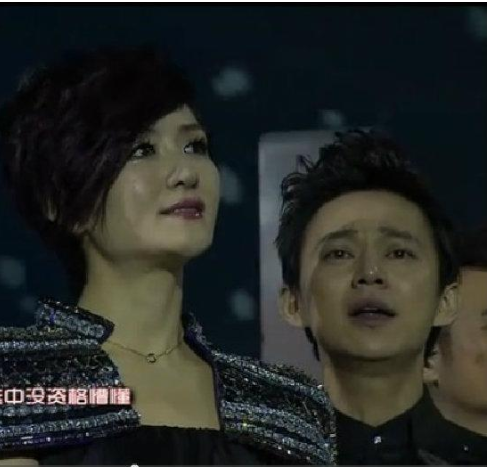 闫妮|谢娜只做一期央视主持人就被换掉,发生了什么?央视给出12字评价