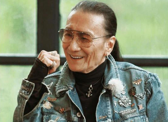 周润发|周润发是二哥，向华强是三哥，谢贤是四哥，看到大哥：真没想到！