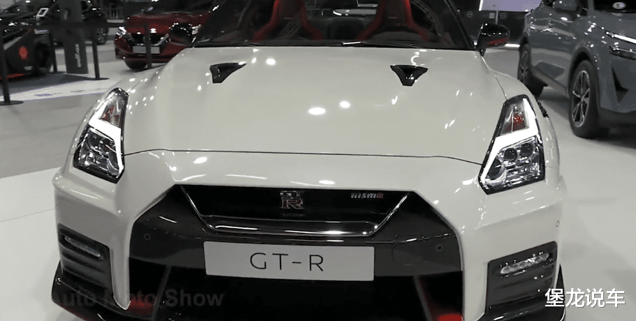 2022款日產“GTR”搭載3.8L+V6發動機，輕盈碳纖維裝飾車身外觀-圖2