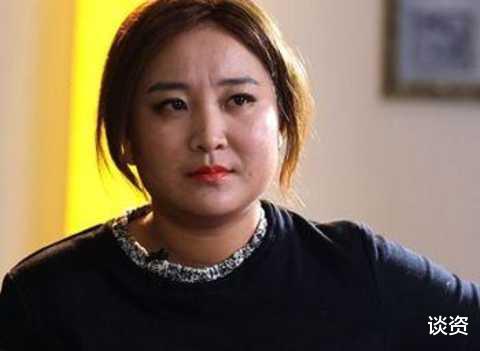 赵丽颖|贾玲彻底放飞，身材肥胖严重成刘欢！有爆料称其算过命：越胖越火