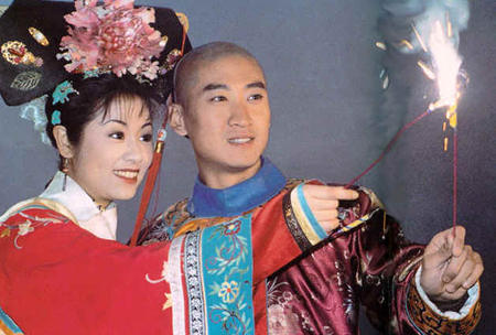 杨潇|播出6天登顶网剧排行榜第一，这部古装小甜剧凭什么脱颖而出？