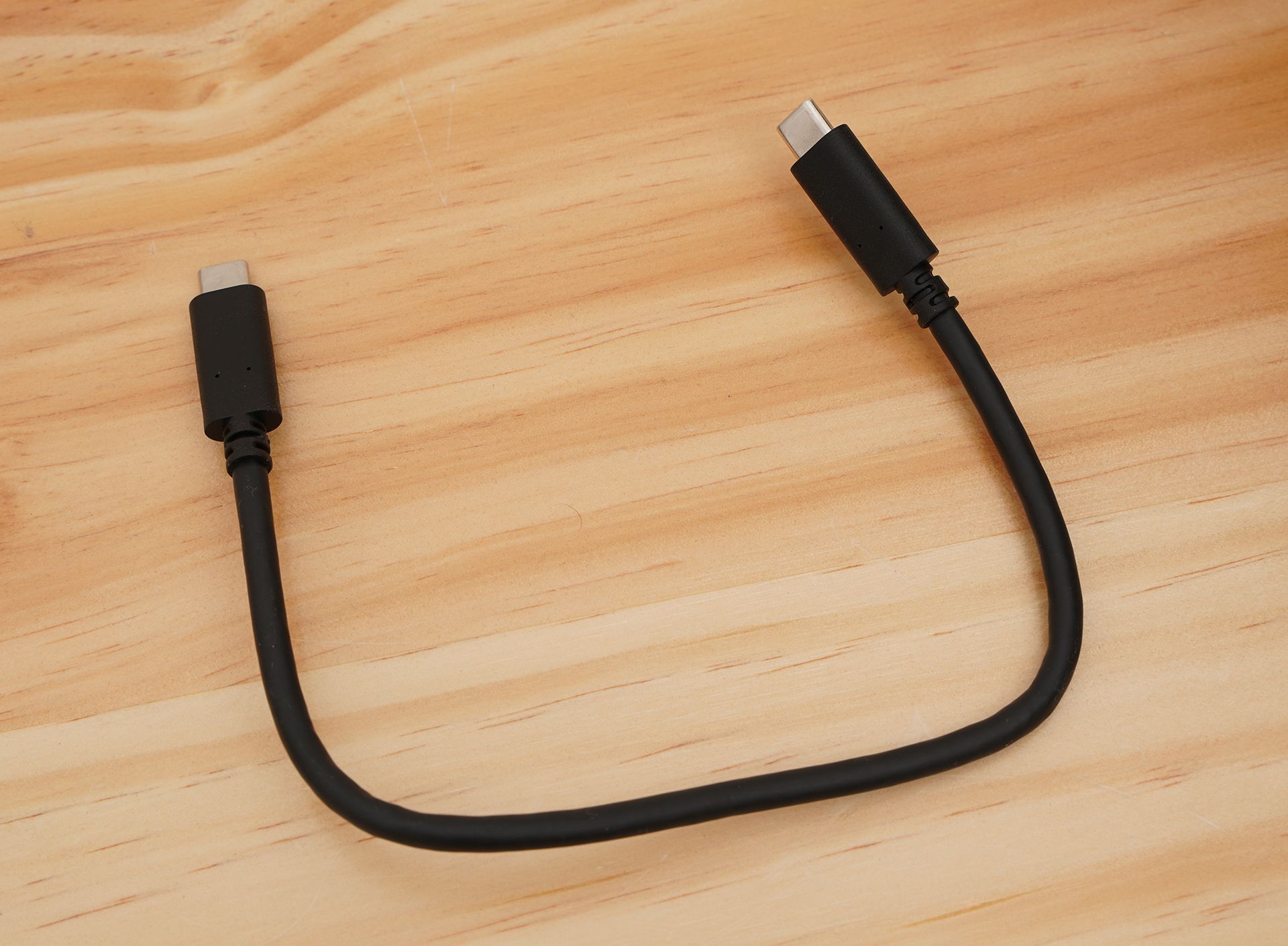 金士顿|既高速又小巧 金士顿 XS2000 移动固态硬盘开箱