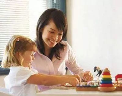 拓慧智元|与自闭症孩子相处，父母首先要学会的是情绪管理