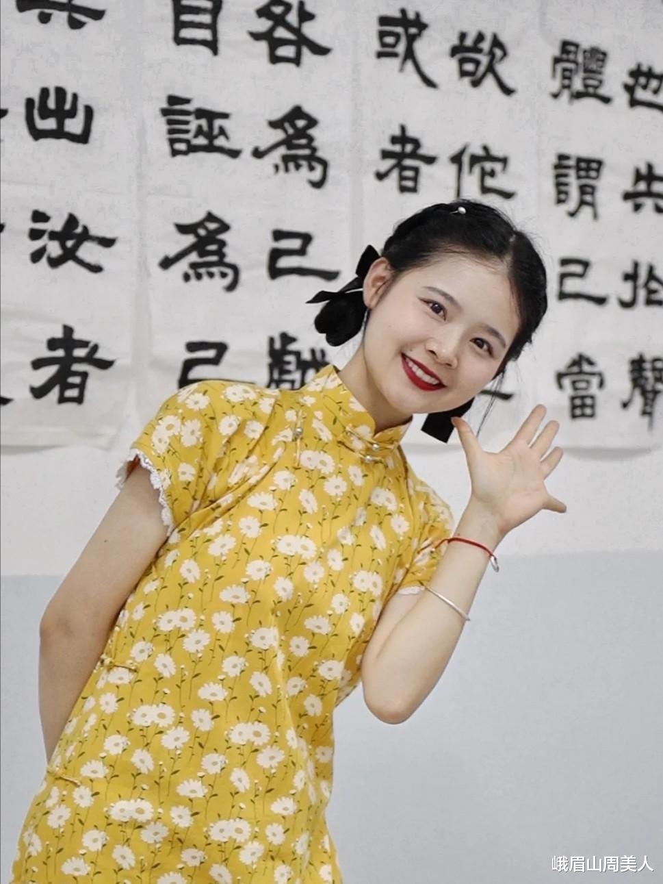 峨眉山周美人|女人适合戴“手镯”还是“手表”?答案在于这三点,戴错很尴尬