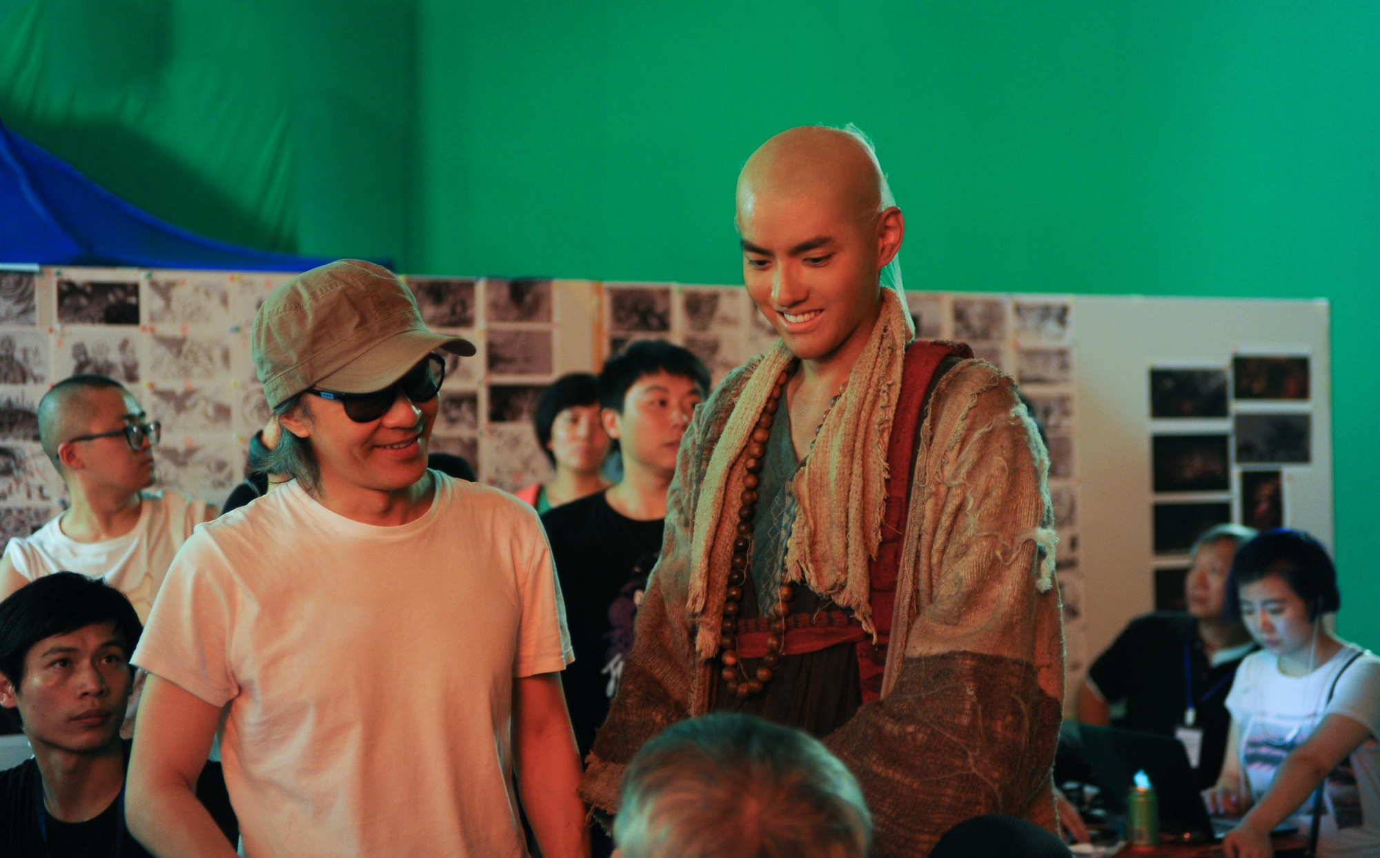 吴亦凡|央视《新闻联播》点名不良粉丝文化，缺少热度，吴亦凡何去何从