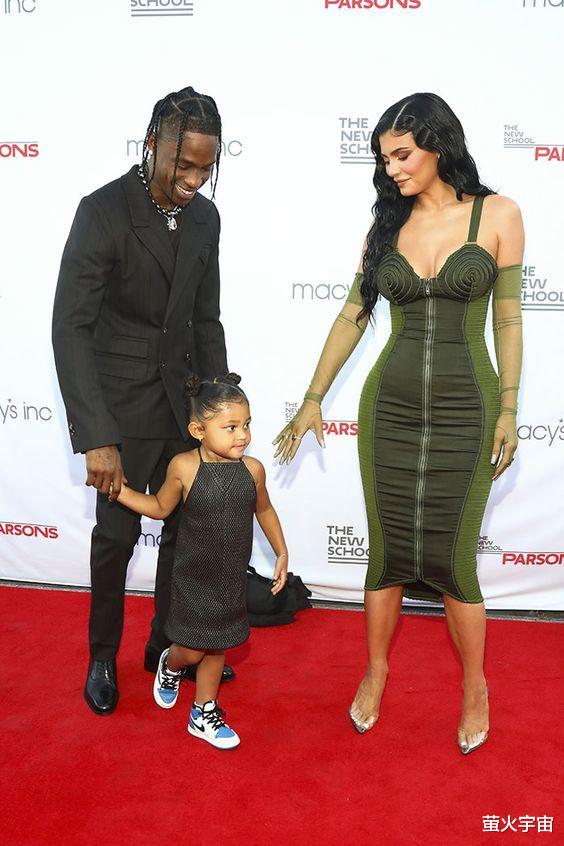 凯莉|金小妹男友躲豪宅后首现身，面临数十亿美元赔偿，遇难者增至9人