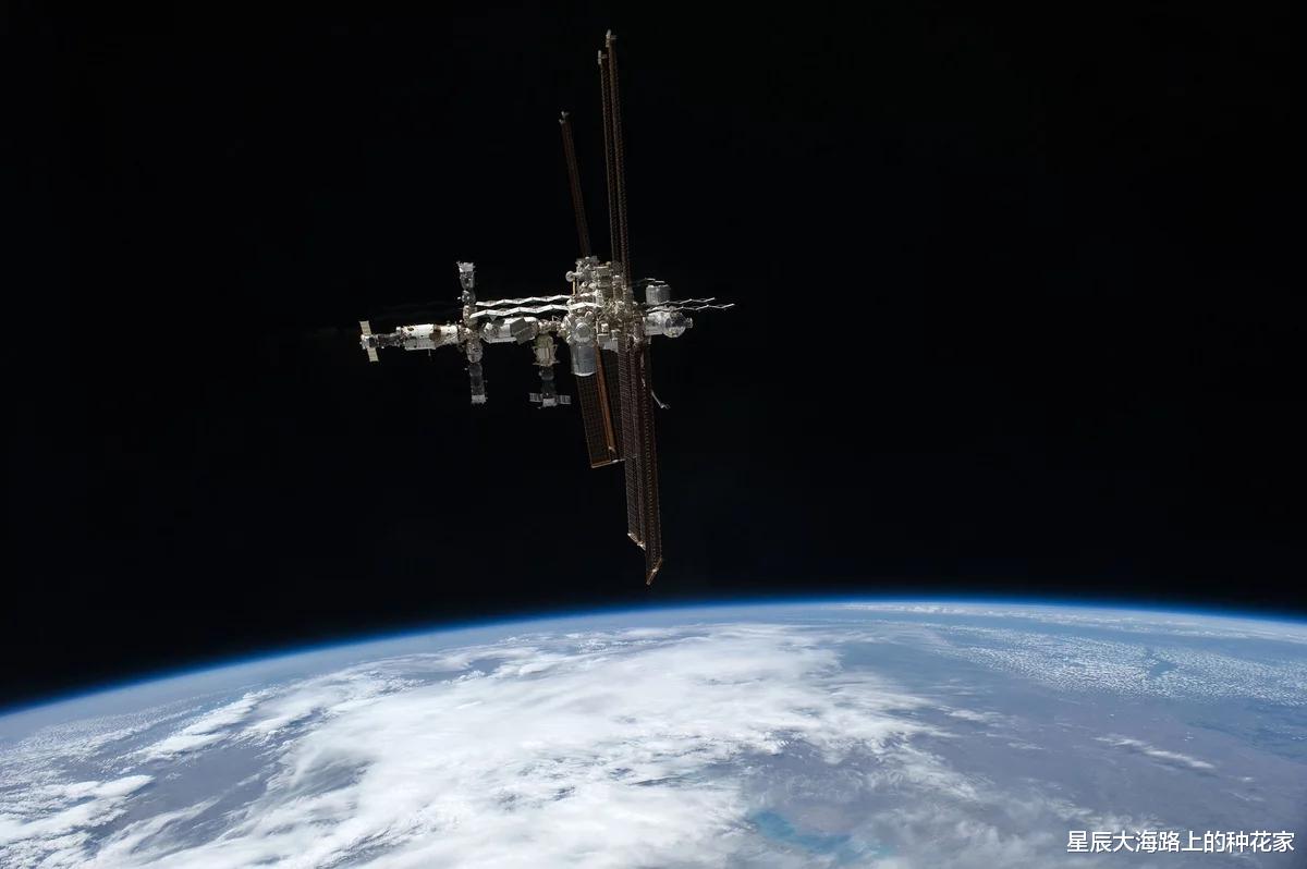 国际空间站 神十三高难度径向对接！国际空间站却被再次顶歪，究竟还能用多久