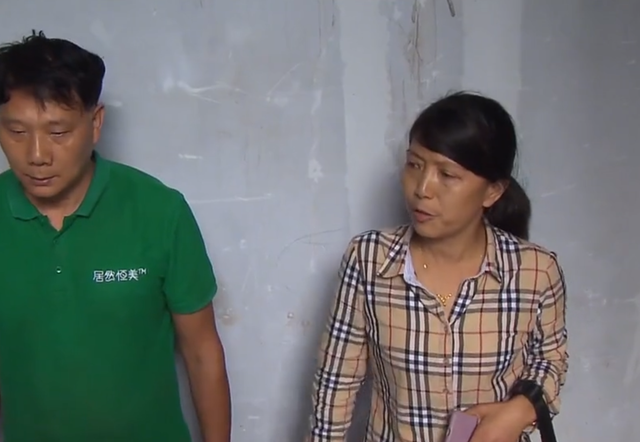 蓦然一牟 女子买下房子放置10年，回家发现家中有其他人住了，死活不肯还房
