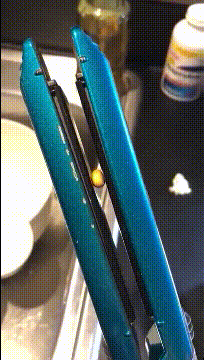 |你这是找对象还是找妈呢？比老爸都大八岁，你图她不洗澡吗？哈哈哈