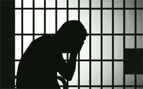 民警 湖南株洲一桩因拆迁闪婚导致的灭门血案