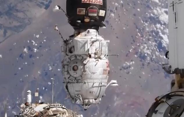 国际空间站 国际空间站又现裂缝!美媒:中国航天员就像生活在“别墅”