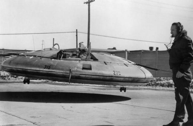 UFO 美为何频频出现UFO?看到“飞碟”上的这行字瞬间领悟