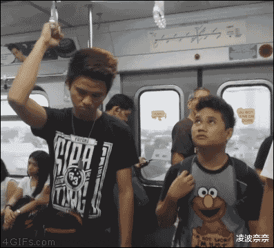 大衣 “在酒吧遇见一个女生，喝多了约了一晚，大清早说这话啥意思？”
