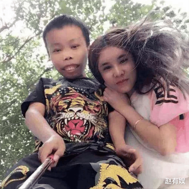 柳岩|美娇妻小腹隆起，“外星人”陈山升级当爹，前女友：造孽