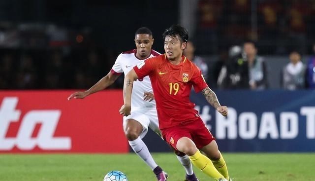 小翔很忙|薅上瘾了?李铁补招三名泰山队员!球迷:不用的能不能给放回来!