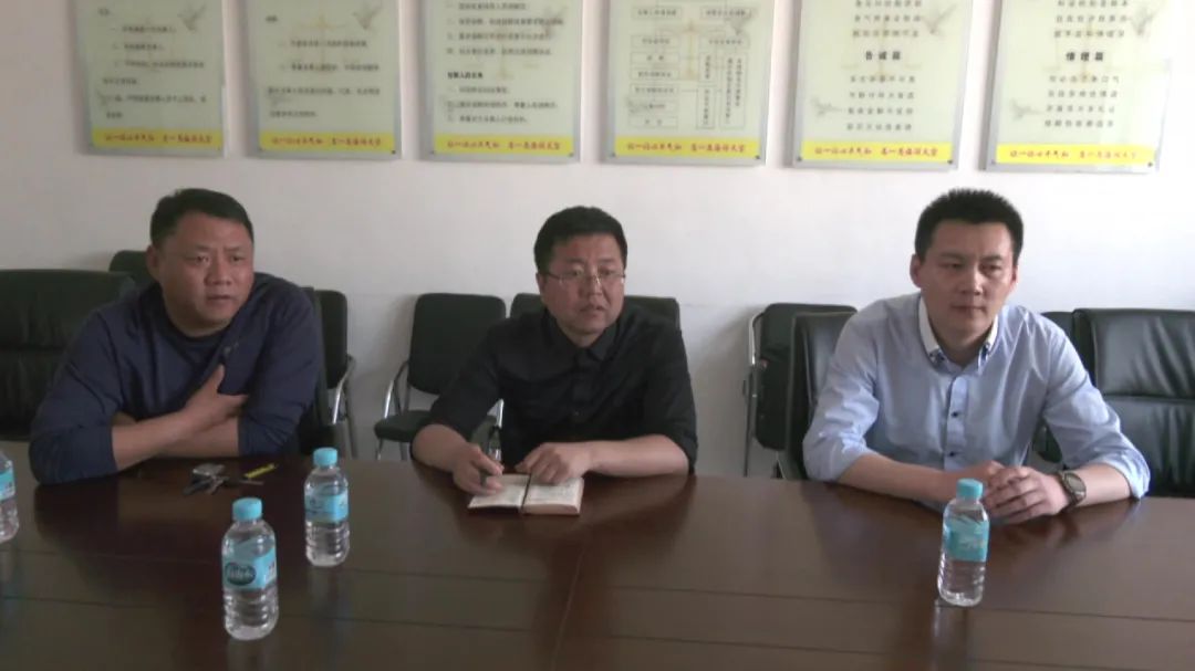 安图新视觉 县群众诉求受理服务中心“田间地头”调解林地被毁问题