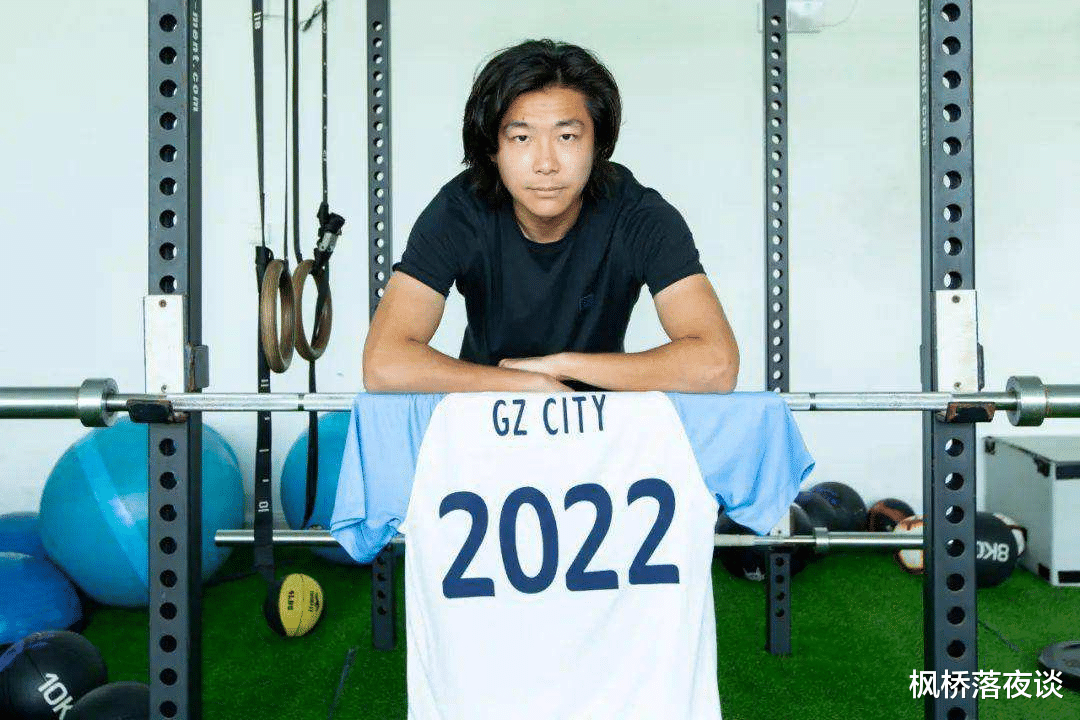 李提香|连过2人禁区外轰超级世界波！中国足球又见本土10号闪光，优秀！