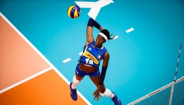 木莲点妈妈|中国女排头号劲敌露出最大破绽！应对埃格努有招了！朱婷成关键