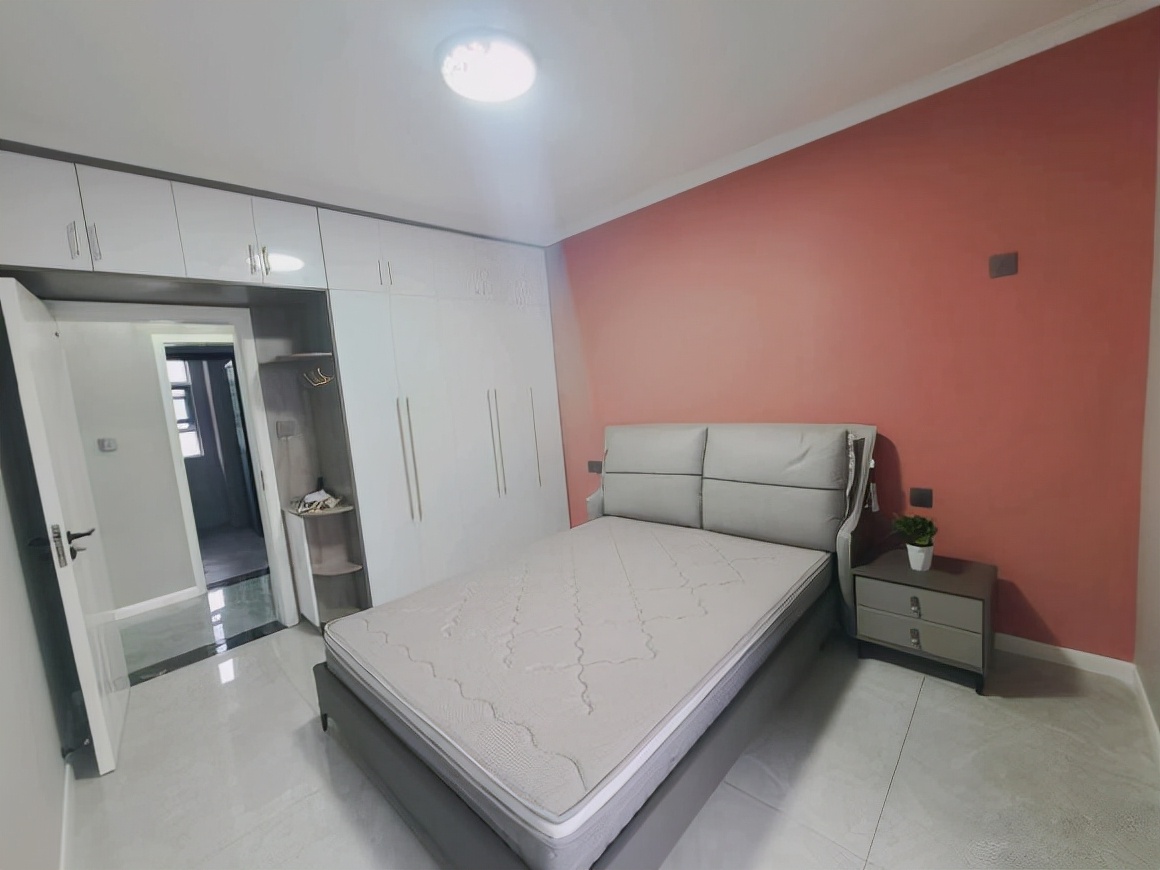 历时半年，140的房子自己设计装修，总共花了14万，一直踩坑