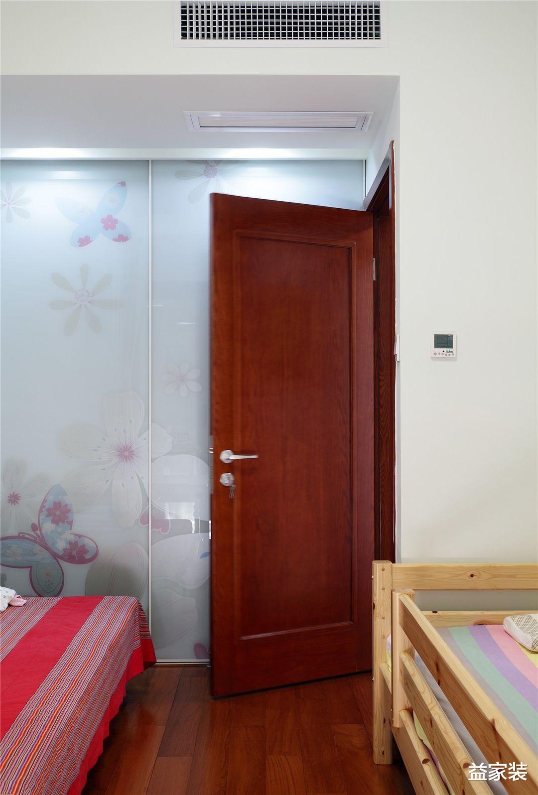 益家装 三室格局却有六室的容量，把收纳做到极致，让空间释放更多魅力