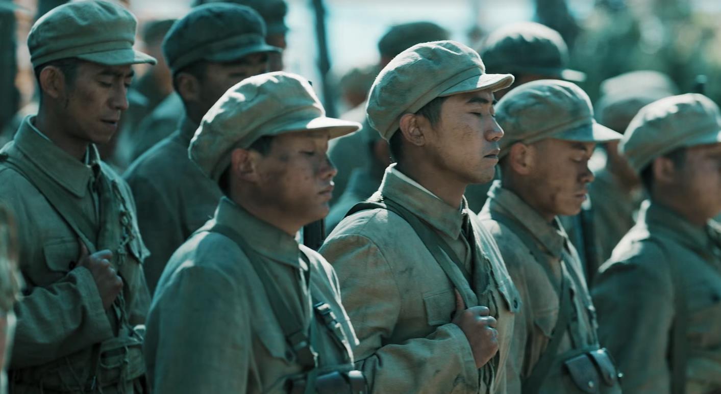 赵丽颖|年度大戏《功勋》开播，王雷贡献高光演技，剧中细节满分