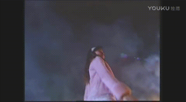 |贵圈5双公认美腿，有人投保3千万有人用腿公开诱惑人还有个假小子