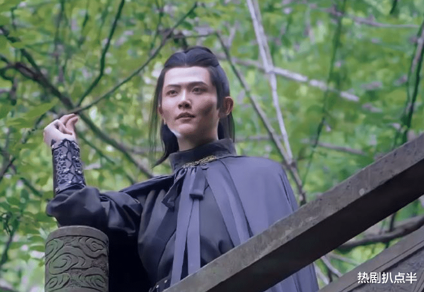 张若昀|张若昀的剧没有帅哥？演员扮丑让妆，肖战颜值暴跌，高伟光像换脸