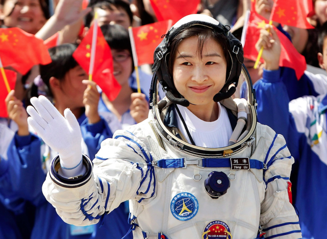 玛雅人 如何才能成为一名宇航员？超重力、旋转和水下训练，你能承受吗？