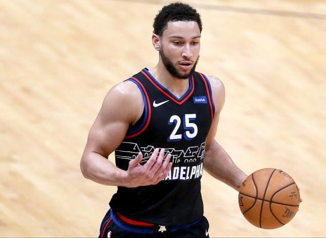  3消息！湖人补强新计划！西蒙斯1换7交易遭拒，威少詹姆斯首秀