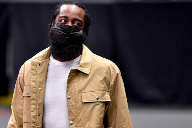 凯里·欧文|欧文杜兰特31+8+7对飚字母哥，保罗布克41+12猛击骑士，哈登晒照