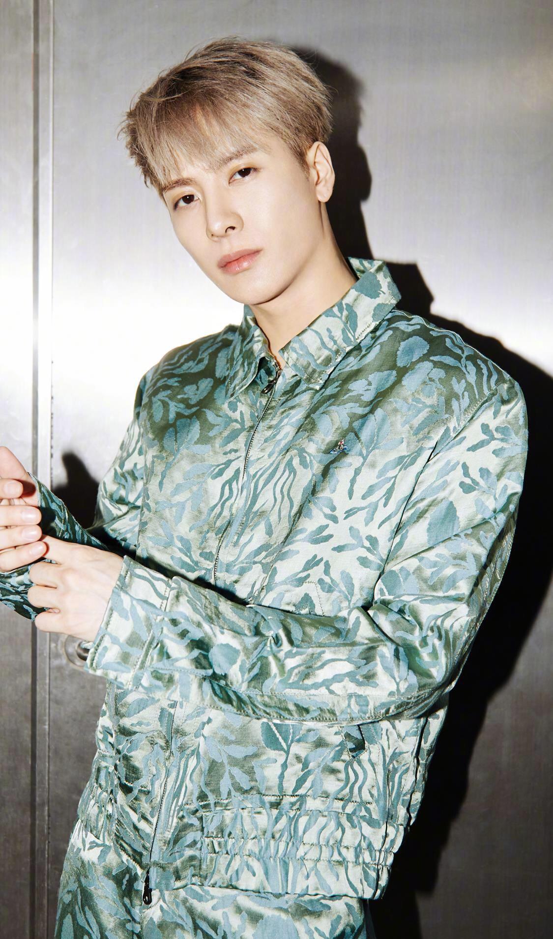 娱乐圈|娱乐圈爆料:王嘉尔被外国网友骂,吴亦凡是个保守的大男孩