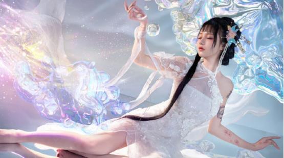 于明加|纹身是罪过？虎扑老哥称洛丽塔大哥天使下凡，但大花臂无人能接受