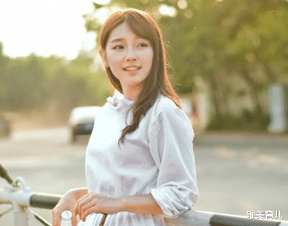 唯美育儿|闺蜜嘲笑我,说我钻钱眼里去了,长相一般,身材普通,非要嫁有钱人?